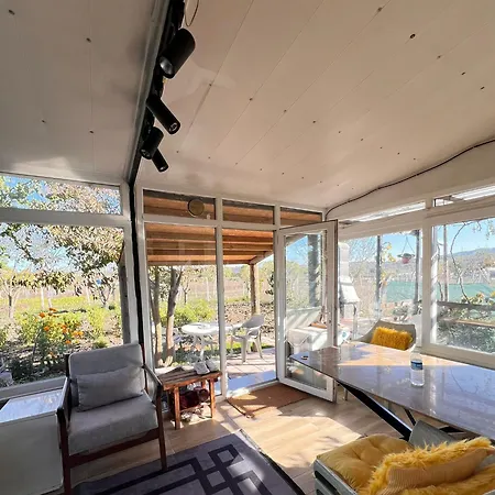 Yildiz Sifa Citlik Evi * Subasi (Istanbul)